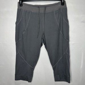 Brisas Woman’s Pants sz XL Gray Athletic Exercise High Waist Capri’s Casual Crop